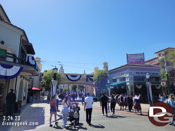 12:07pm -  Arrived on Buena Vista Street