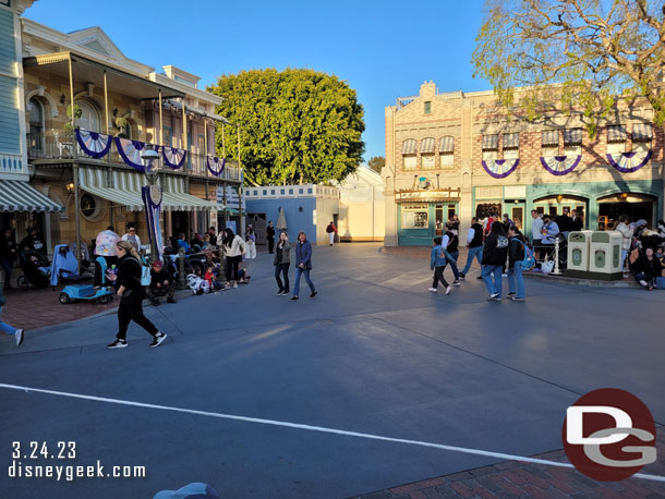 6:15pm - Found a spot for the 6:30pm Magic Happens Parade