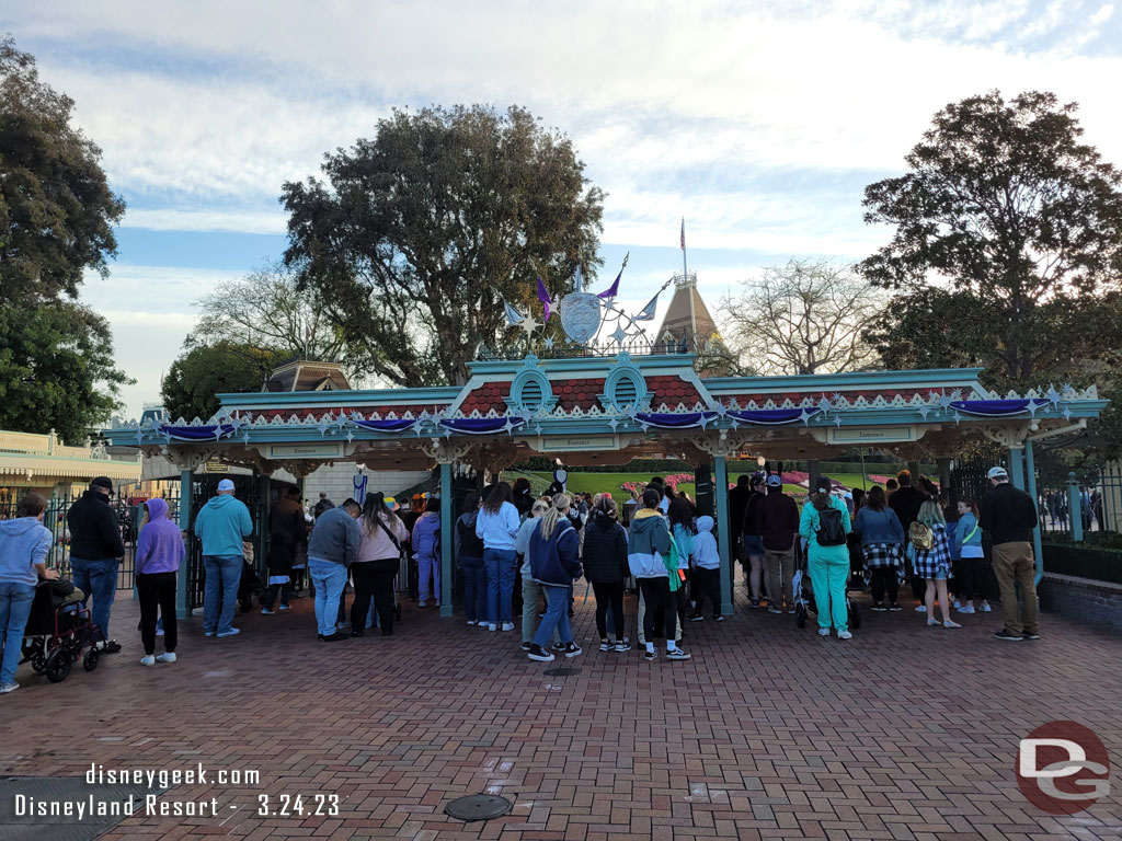 7:47am - Arrived at Disneyland, short lines to enter at the moment.