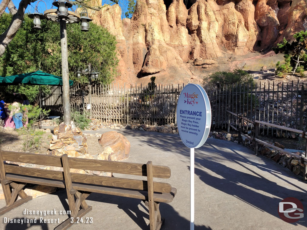 5:00pm - Stopped by the Big Thunder Trail to pick up the Magic Key Toontown print.