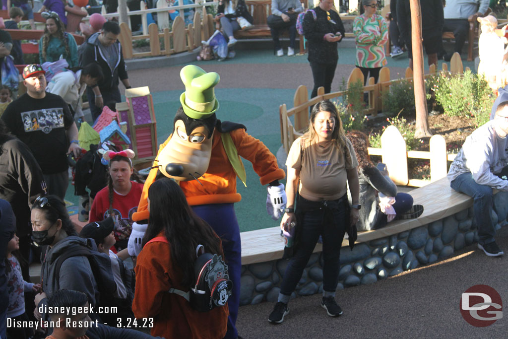 Goofy was out exploring his yard and visiting with guests.