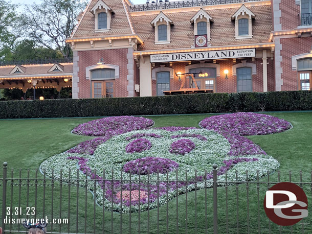 Mickey has returned to the front of the park.  There was a floral Minnie Mouse there for Woman's history month the past several visits.