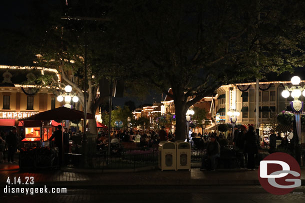 8:33pm - Back on Main Street and decided to call it a night.