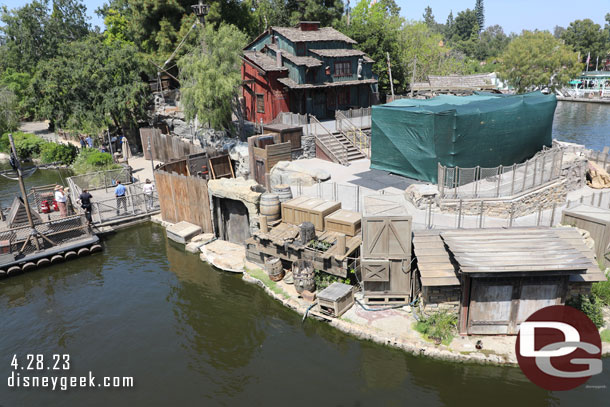 Here you can see the renovation walls up near the dock.