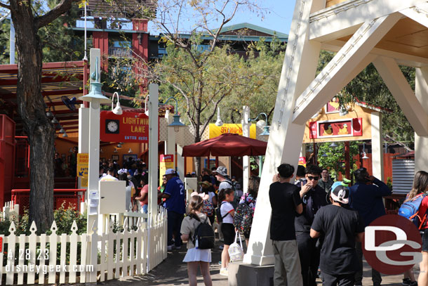 The Lightning Lane return was backed up to the walkway for Goofy's Skyschool