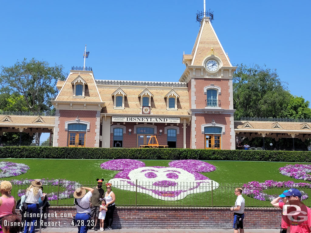 1:40pm - Entering Disneyland.