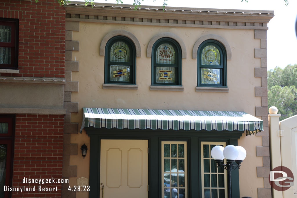 Three new window tributes were revealed this morning above the Wish Lounge on Main Street honoring Make a Wish.