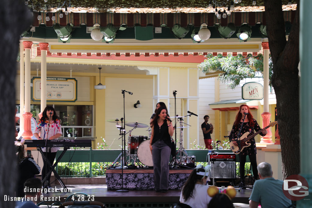 Girls Night Out performing at the Paradise Gardens Bandstand.