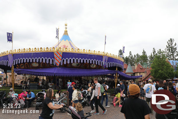 The canopy over the queue is back (it was gone a few visits ago)