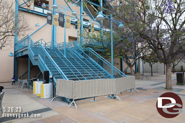 Fences up on the steps. The graphics that were on them have been removed.