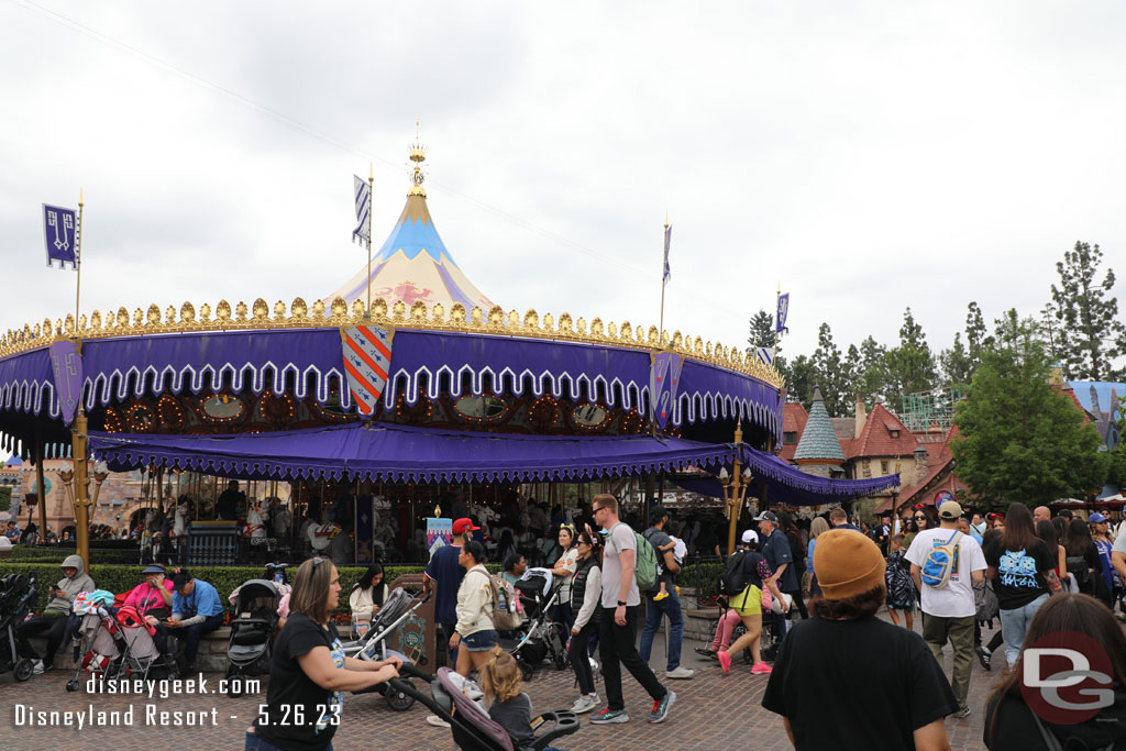 The canopy over the queue is back (it was gone a few visits ago)