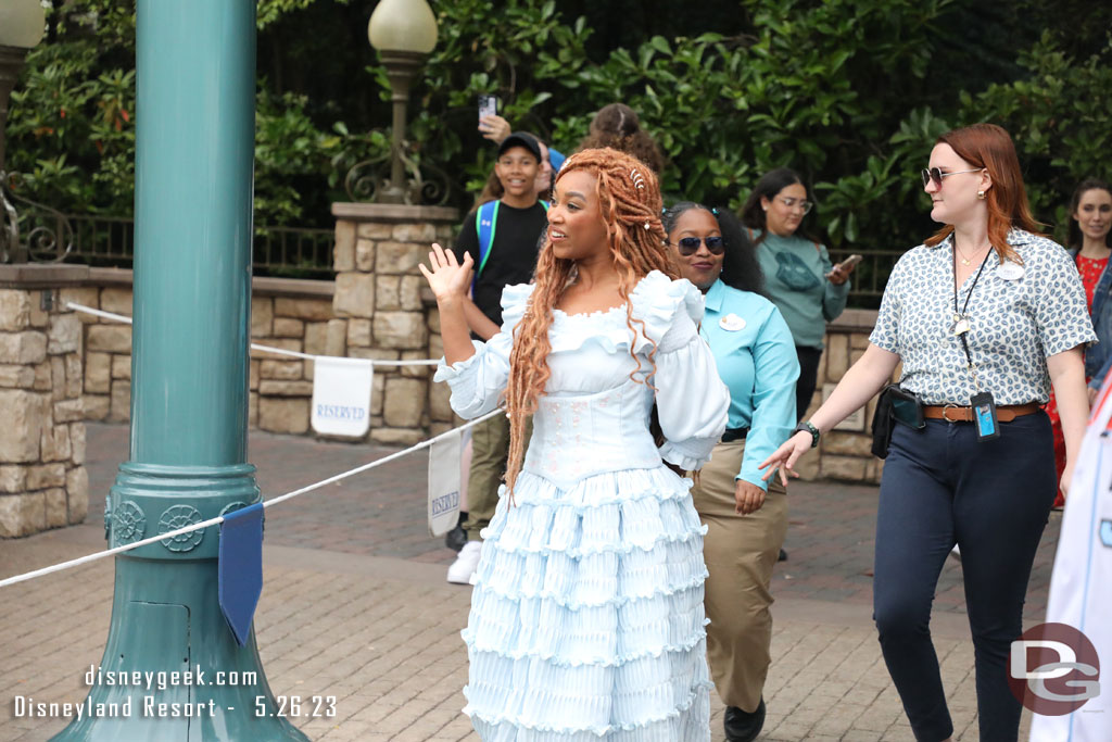 Ariel arriving to meet guests for her final appearance of the day.