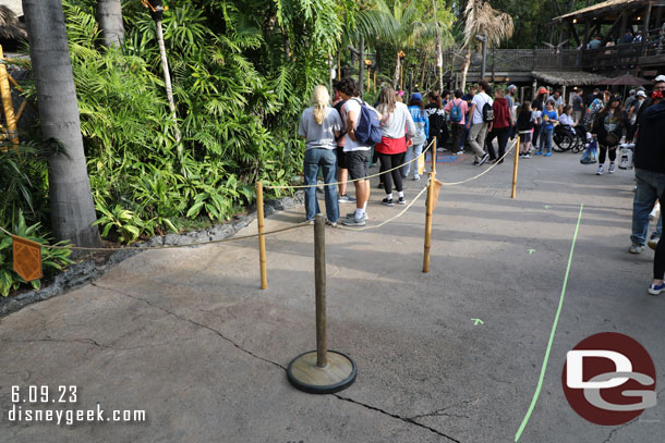 The queue for Tropical Hideaway was much shorter, so you could see how it wrapped earlier.