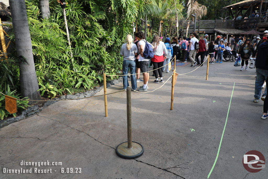 The queue for Tropical Hideaway was much shorter, so you could see how it wrapped earlier.