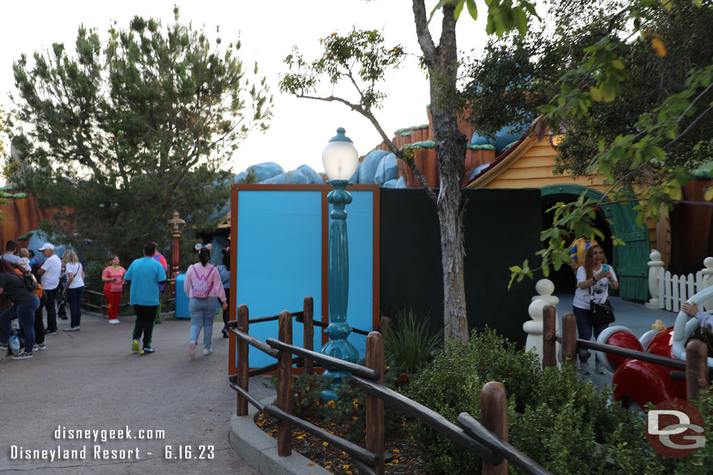 Walls up around the popcorn cart area