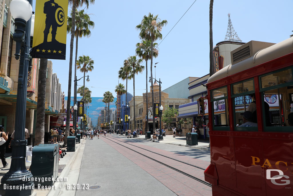 12:20pm - Made it into the park. Hollywood Blvd is lined with banners for the show.