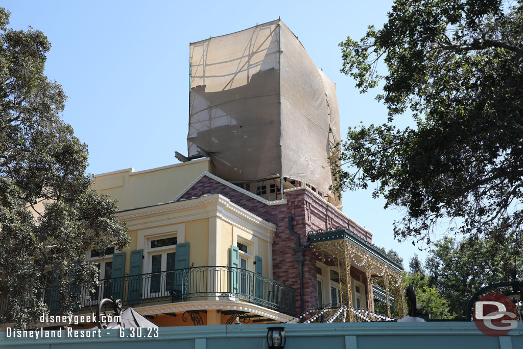 Moving into New Orleans Square to check in on Tiana