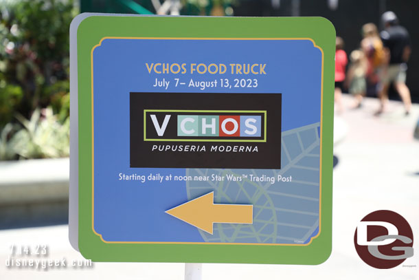 A sign for a visiting food truck.