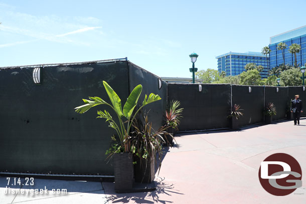 Nothing advertised on the fencing, just some plants and lights on it.