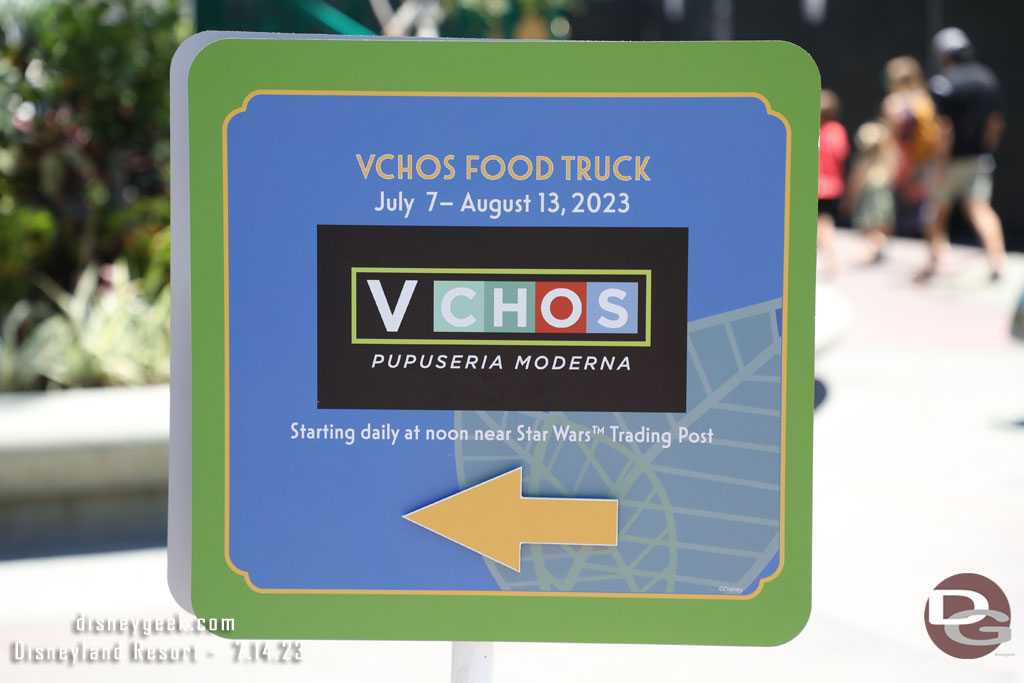 A sign for a visiting food truck.