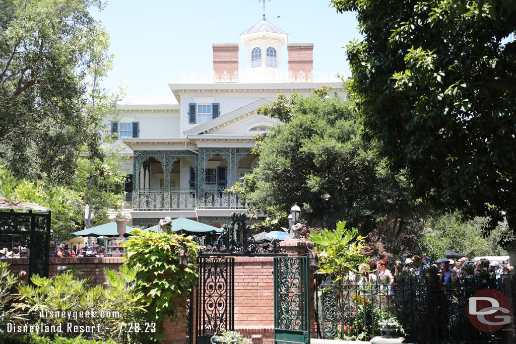 The Haunted Mansion was not using the extended queue this afternoon.