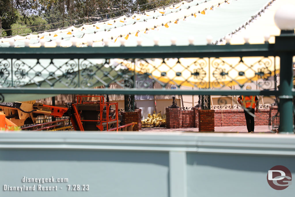 The seating area looks to be almost ready for tables and chairs again.