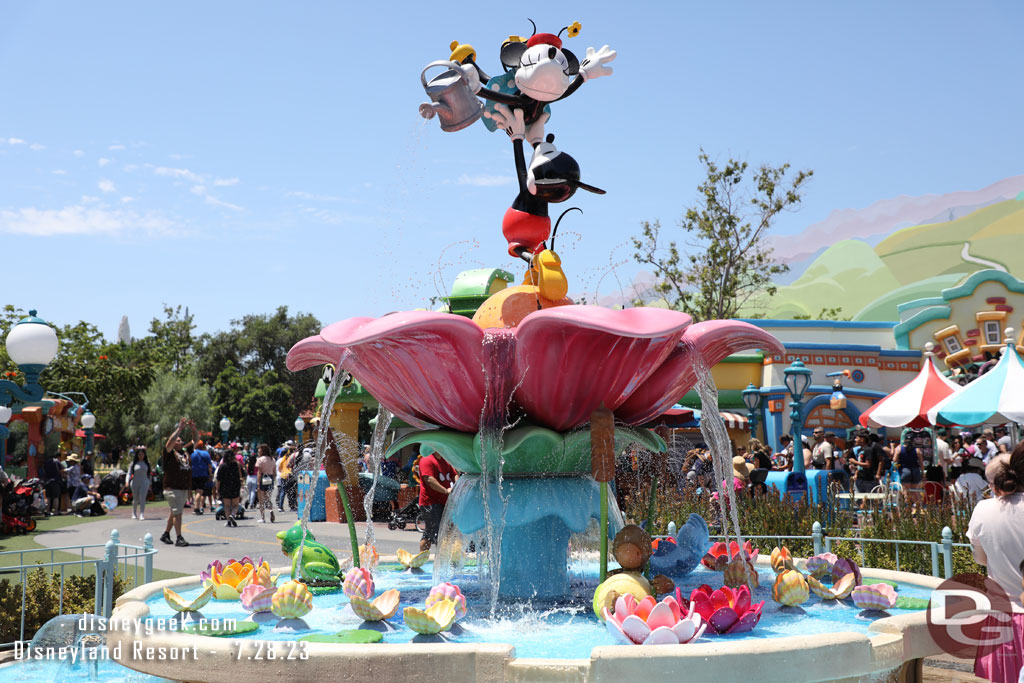 The CenTOONial Park fountain in Toontown