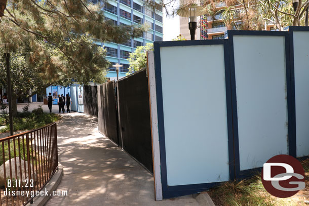 The walkway to the Frontier Tower is still narrow with walls.