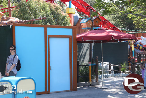 Walls still up around Donald's