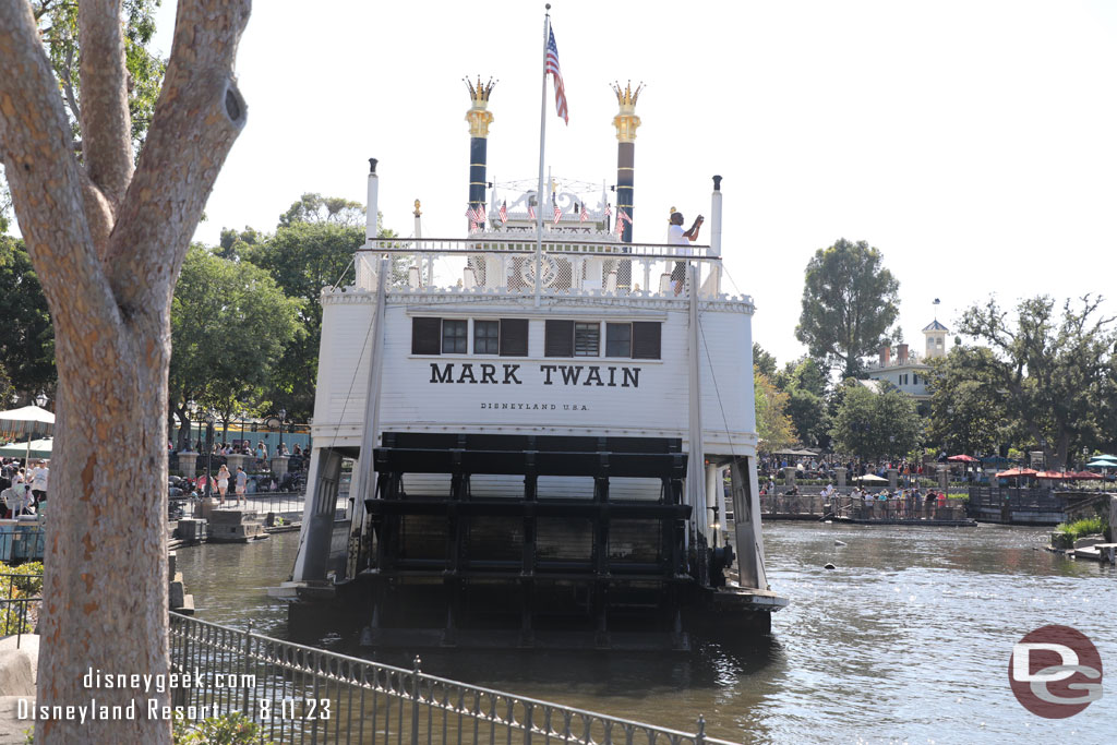 The Mark Twain pulled out of port then had to stop due to a Tom Sawyer Island Raft in the its way.