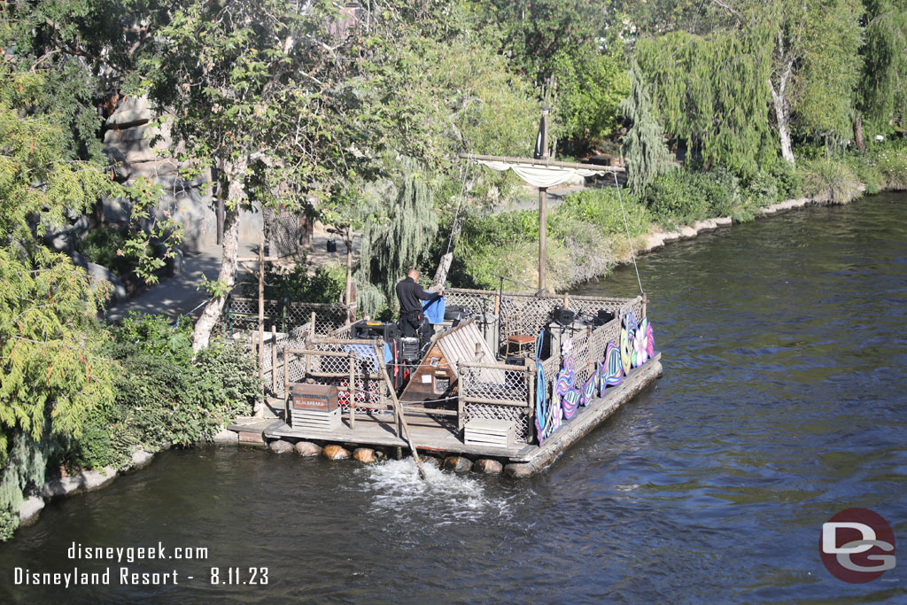 Preparing the raft for the Jambalaya Jazz Band and Queenie.  Noticed they only had two sets listed instead of three today.