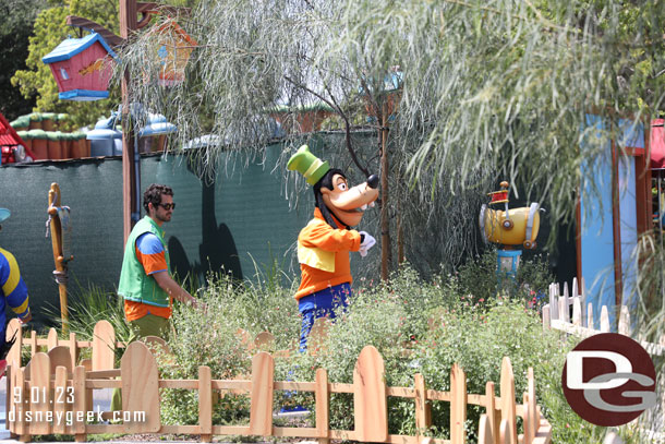 Goofy was roaming around his yard