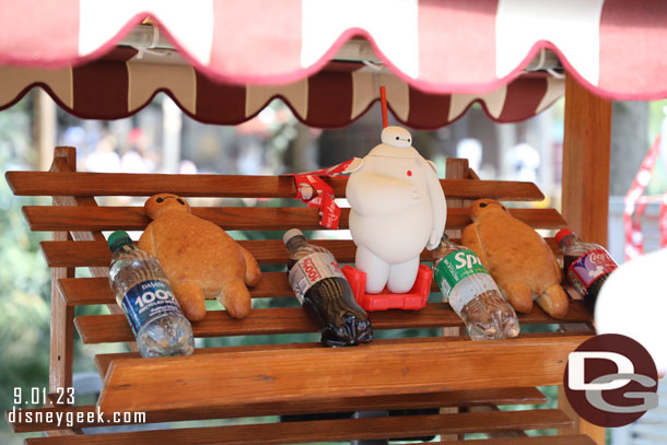 The offerings at the cart