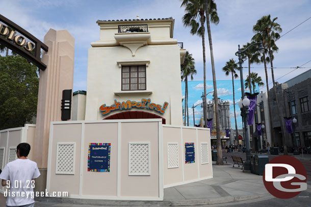 Schmoozies is still closed for renovation