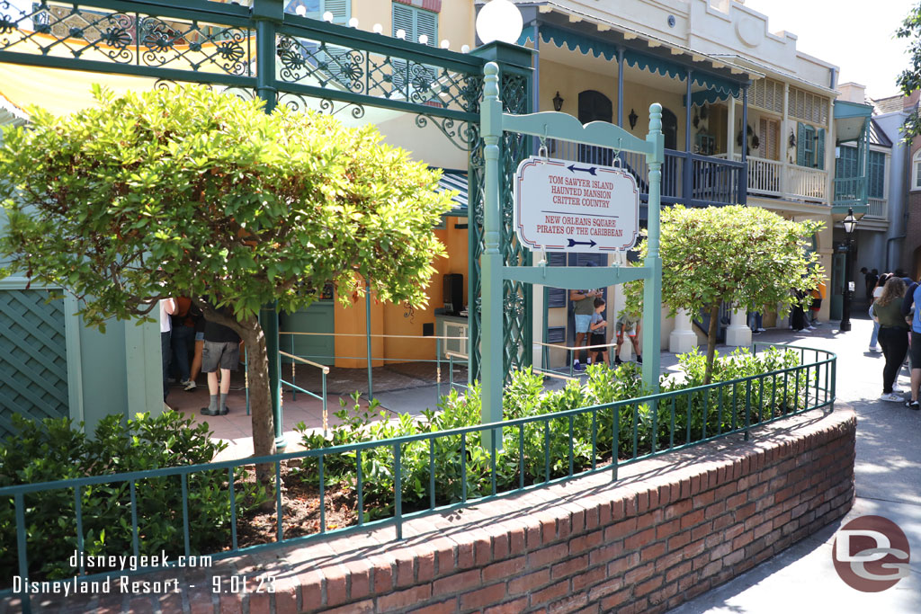 The Mint Julep Bar has reopened.