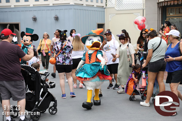 Daisy Duck in her Halloween outfit