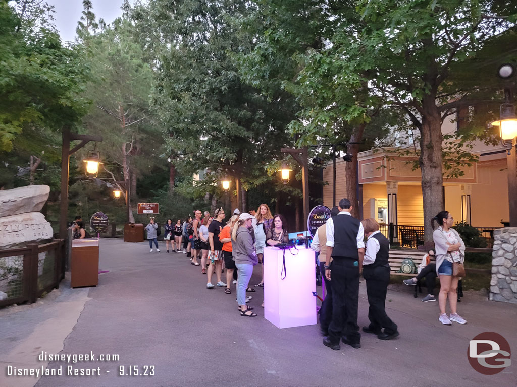 7:05pm.. the queue of guests waiting for the World of Color dessert party which begins at 8:00pm for the 9:00pm show.