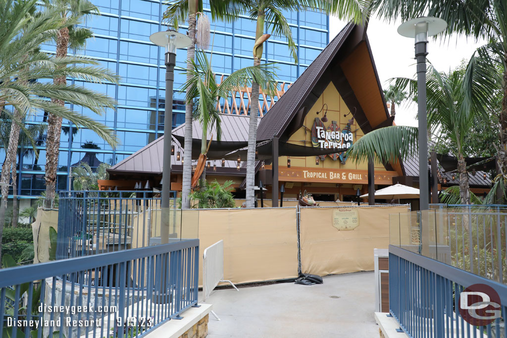 Fences up around Tangaroa  Terrace, it is still open though.