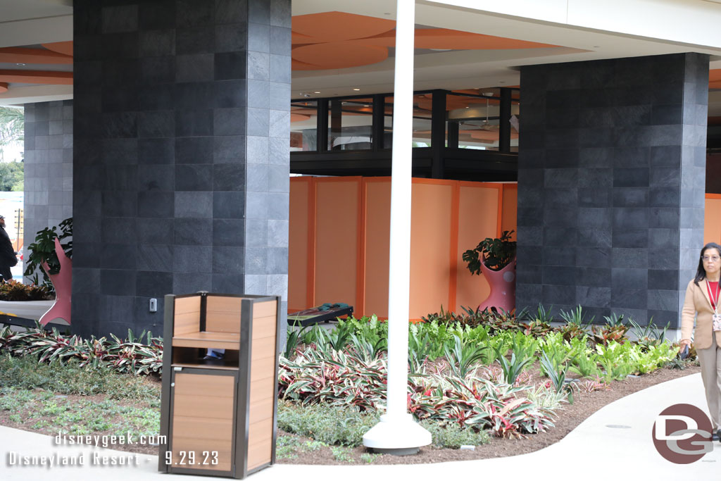 The bar area is behind walls.  I did not venture further in as guests were enjoying the pool.