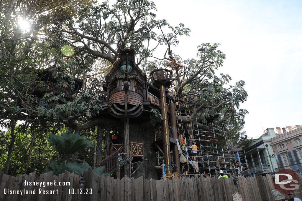 Teams were working this morning on the Adventureland Treehouse, it appears to be nearing completion.