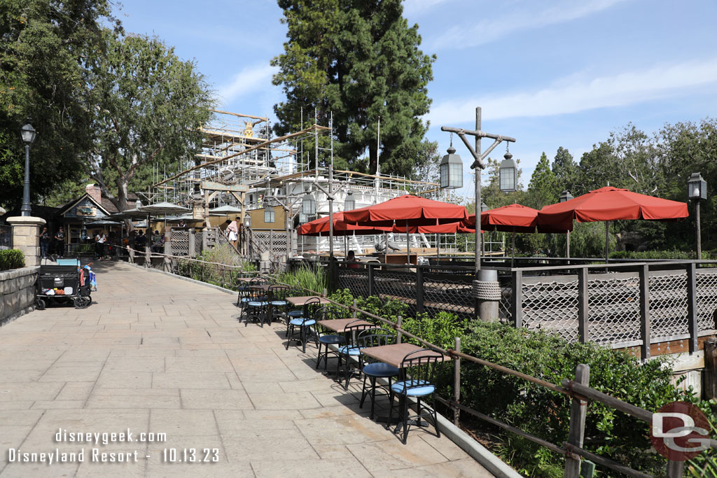 Tables along the walkway here to add more dining space.