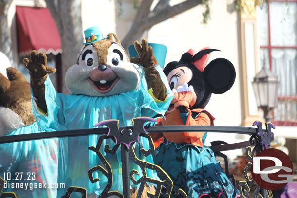 Time for the 2:45 Mickey and Friends Halloween Cavalcade