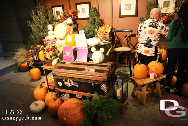 From 5:00pm to 8:00pm you can see pumpkin carving in the lobby until Monday.