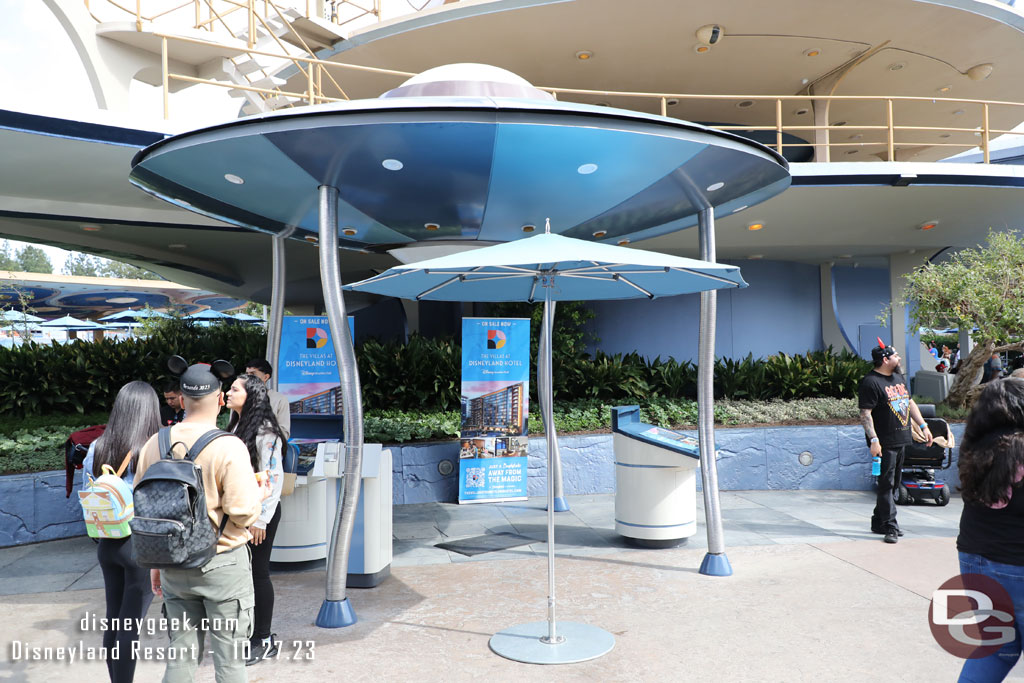 Walls are down on the DVC kiosk, seems about the same to me.