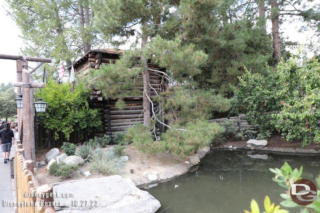 Random Frontierland picture as I walked by.