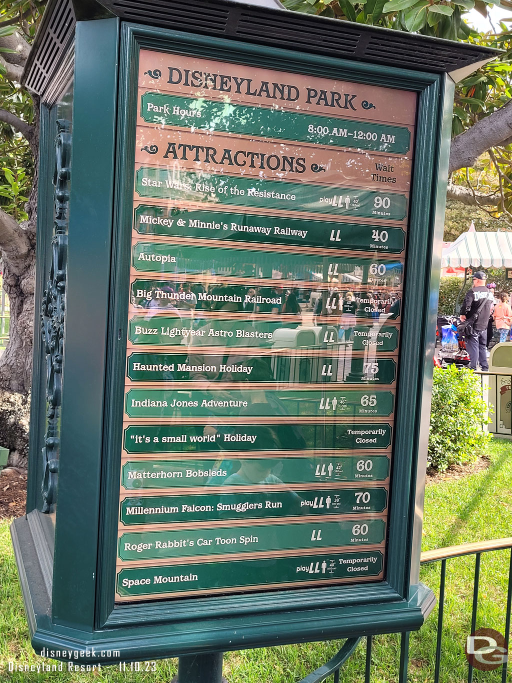 10:28am - Disneyland wait times