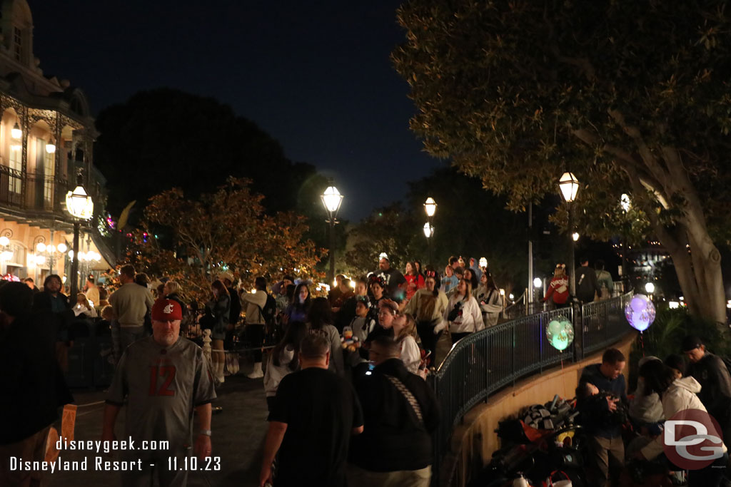 The queue for the Adventureland Treehouse