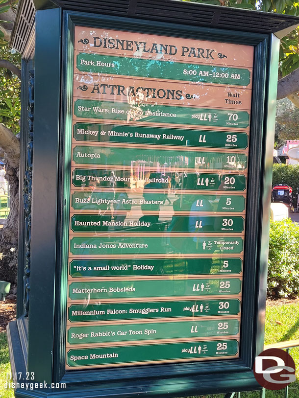 9:34am - Some Disneyland wait times this morning.