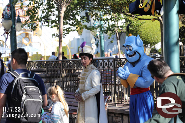 Prince Ali and Genie out in small world mall.