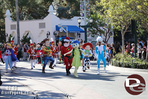 Mickey's Happy Holidays passing through Carthay Circle